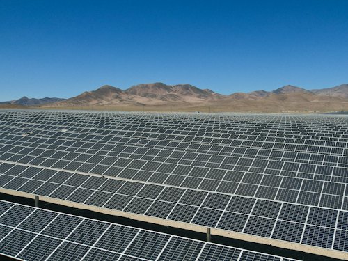Scene 3 of sustainable industry and clean energy.