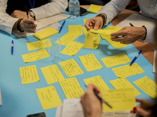 Scene 4 of people learning and collaborating.